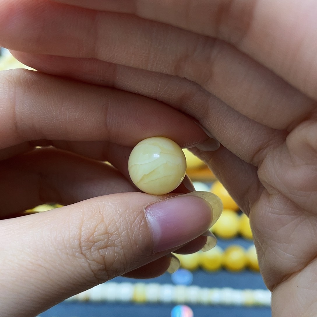 蜜蜡裸石未镶嵌圆珠12.9mm