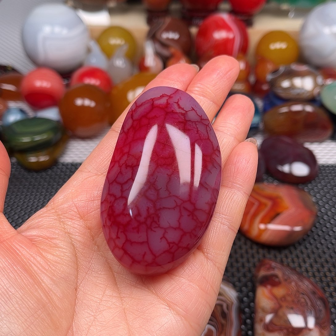 趣***志玛瑙/玉髓未镶嵌珠宝奇石