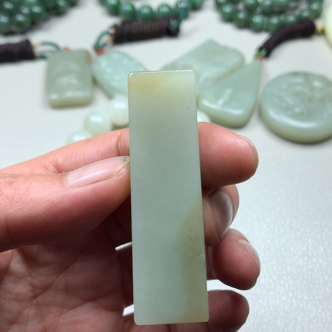 和田玉挂件未镶嵌