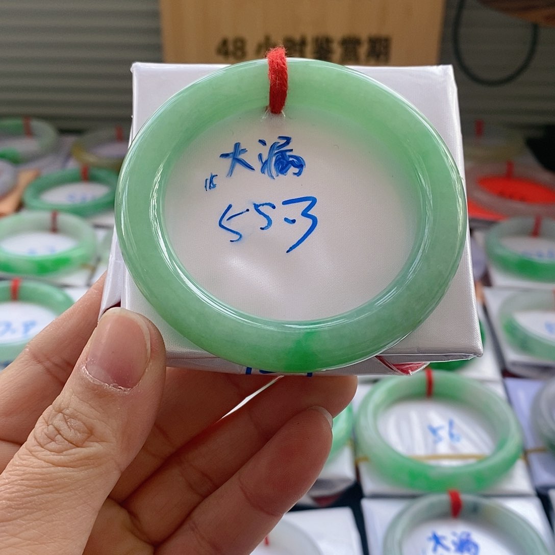 翡翠手镯未镶嵌15号