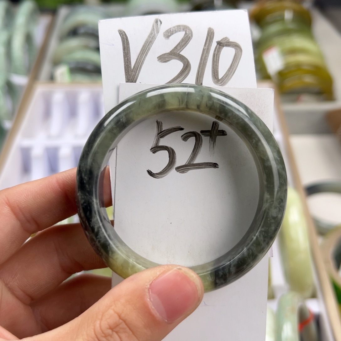 岫玉手镯未镶嵌天然岫玉微瑕