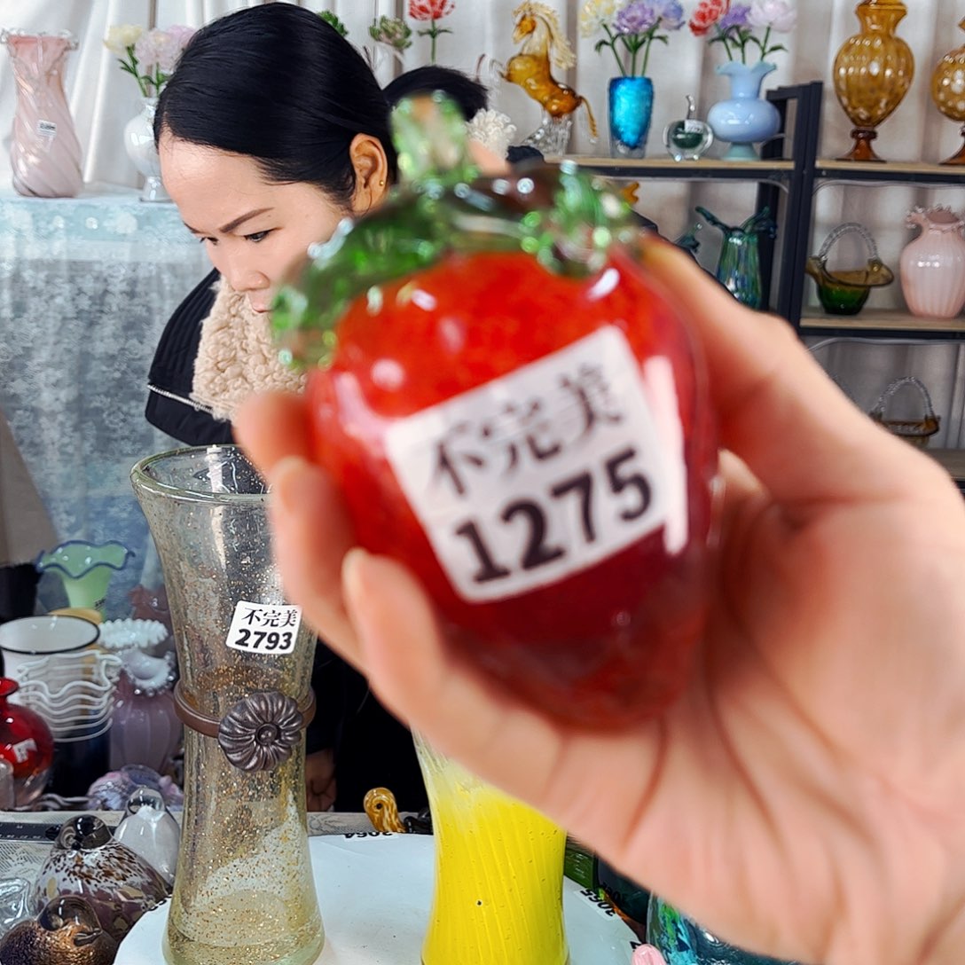 花***奴1275草莓 家悦琉璃工艺品不完美