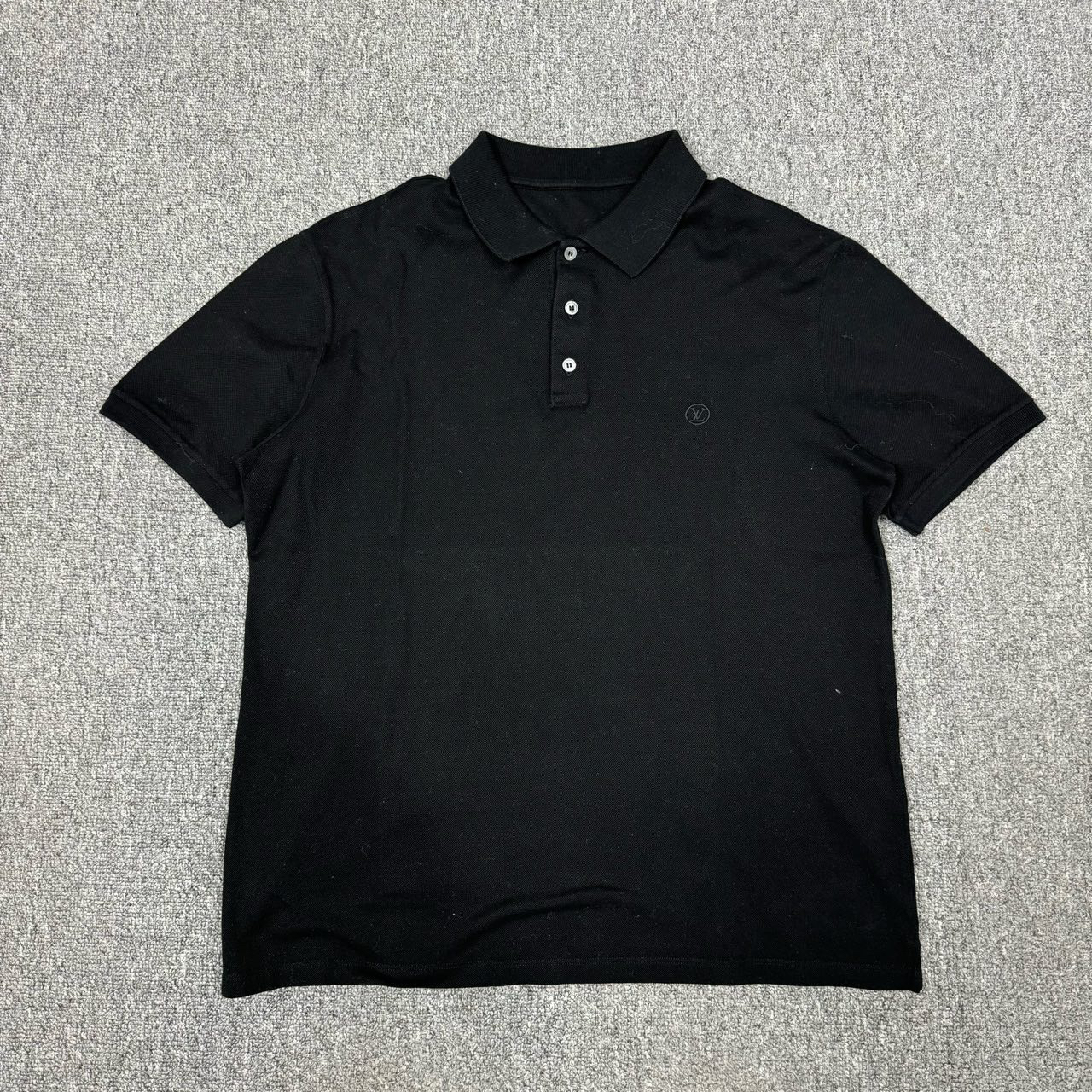 11888577 Louis Vuitton LV 黑色胸口刺绣logo短袖Polo衫 L码98新