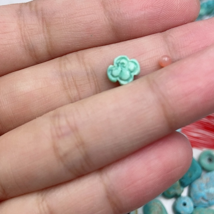 南红玛瑙未镶嵌珠宝奇石