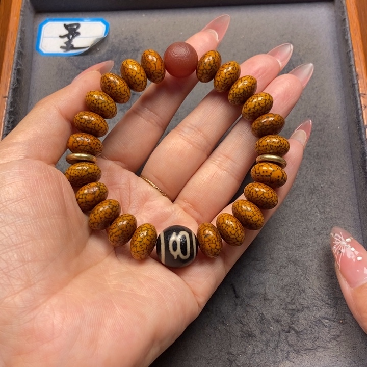 星月菩提吊坠菩提