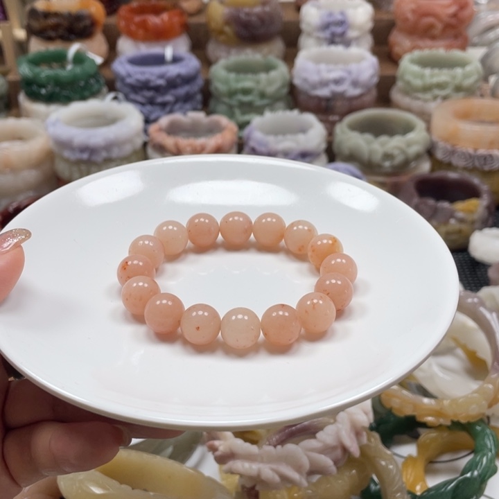 未镶嵌手镯石英质玉