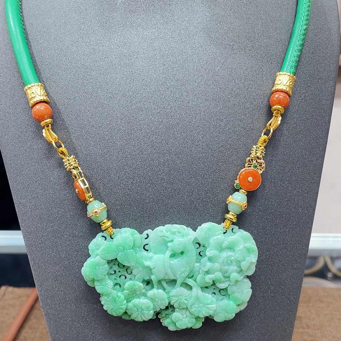 翡翠手链未镶嵌翡翠吊牌