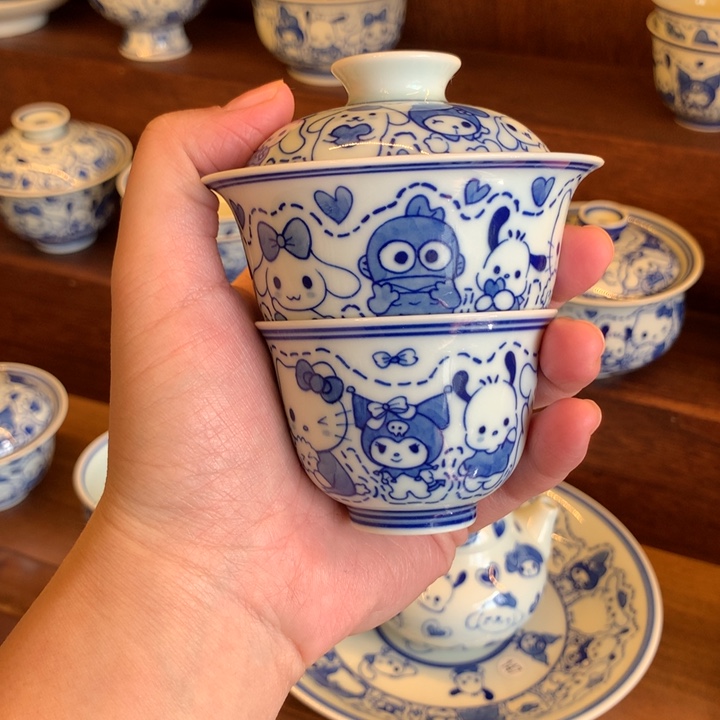 里*里三丽鸥两才小盖碗198铃铛杯148号