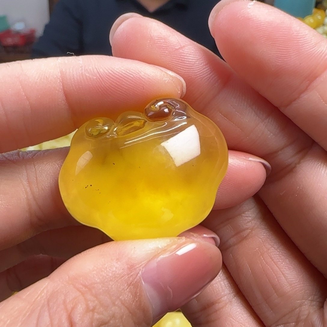 蜜蜡未镶嵌珠宝奇石微瑕