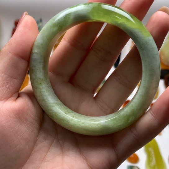 岫玉未镶嵌手镯55径