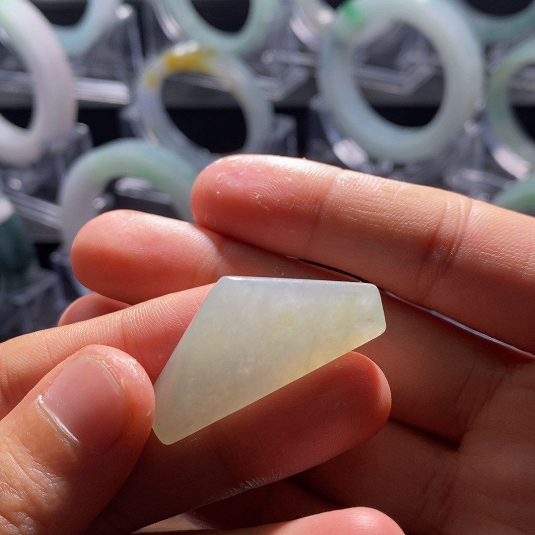 散珠翡翠料子直发