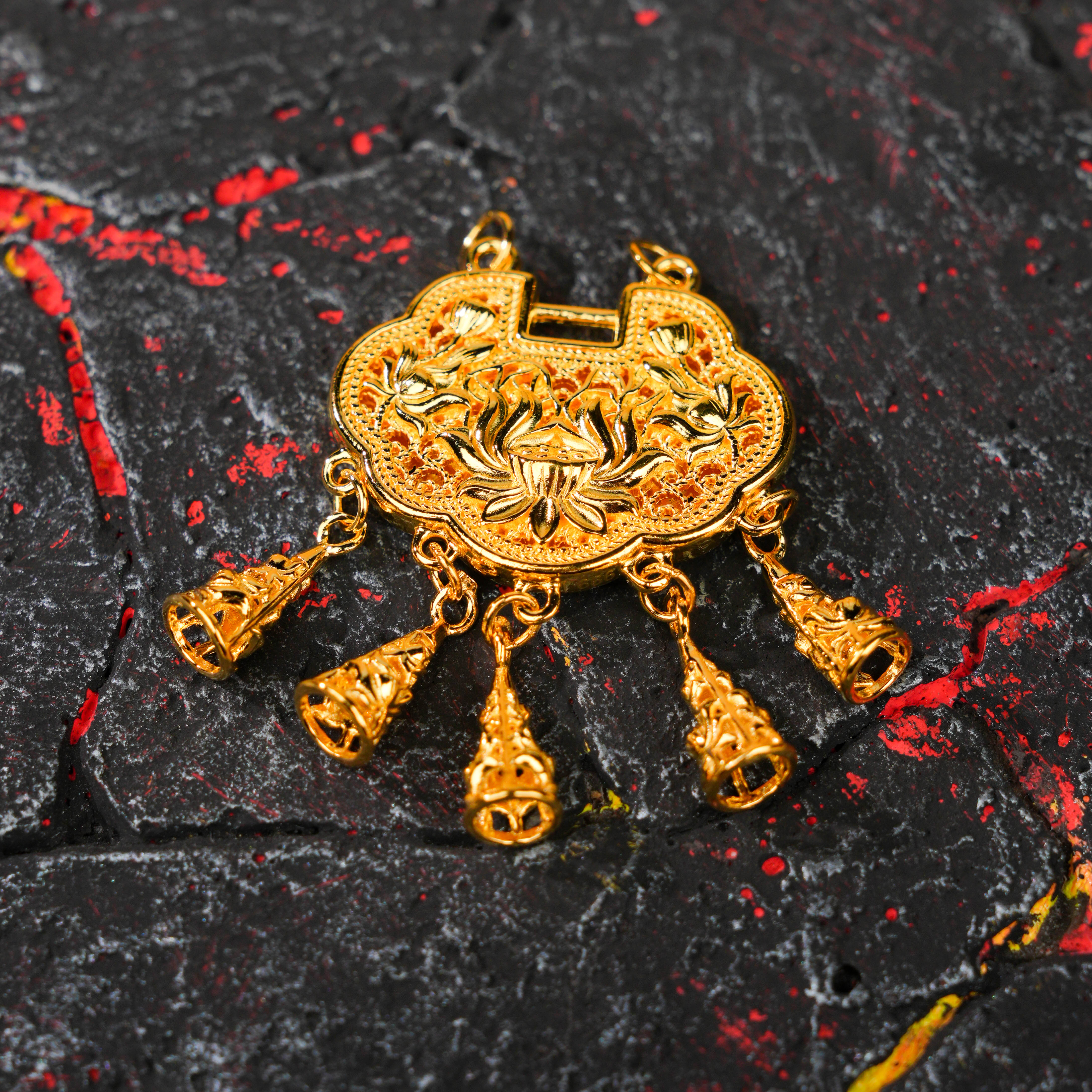 吊坠足银 足银吊坠【玖福来】足银莲花锁吊坠金色时尚经典