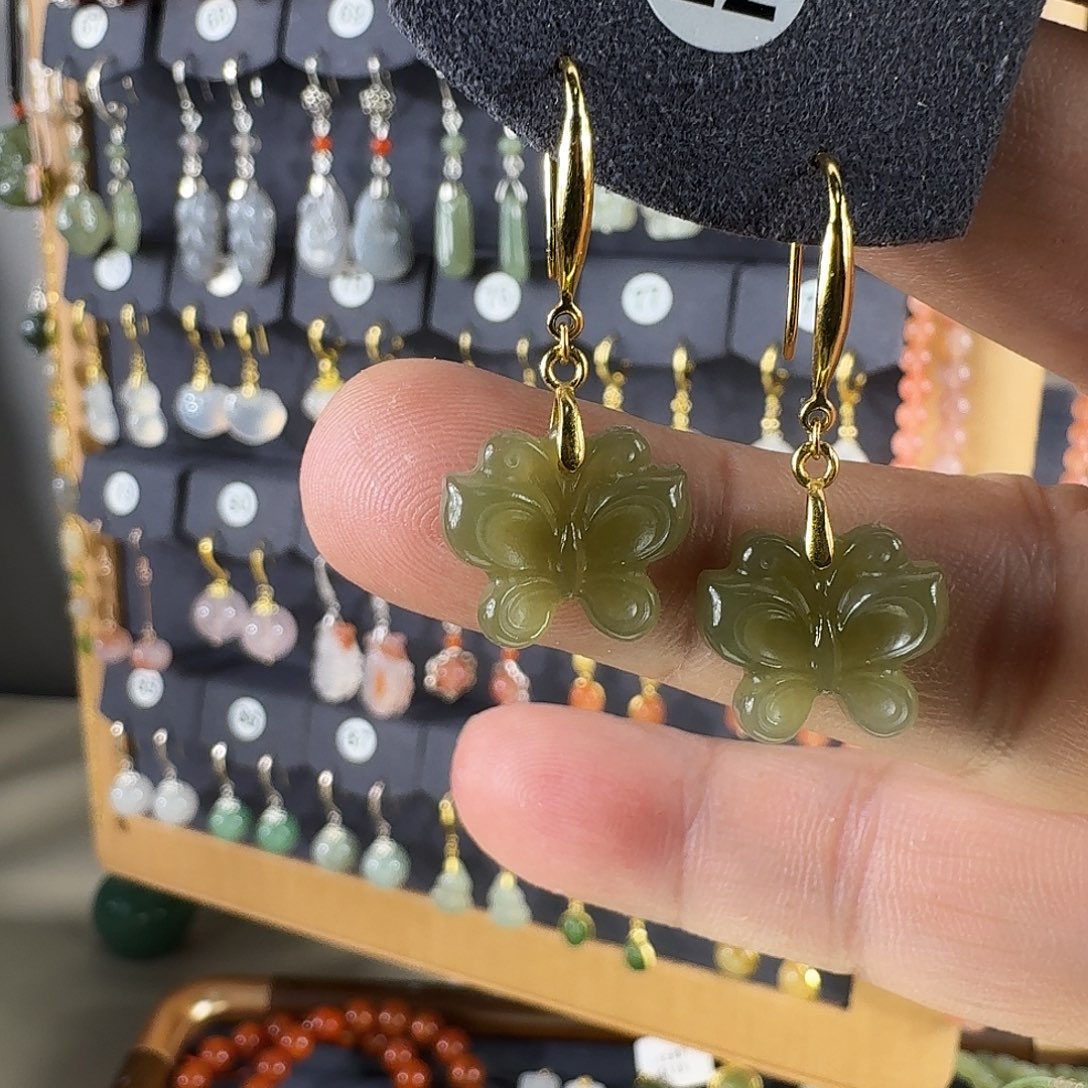 一***花和田玉银S925镶嵌耳饰