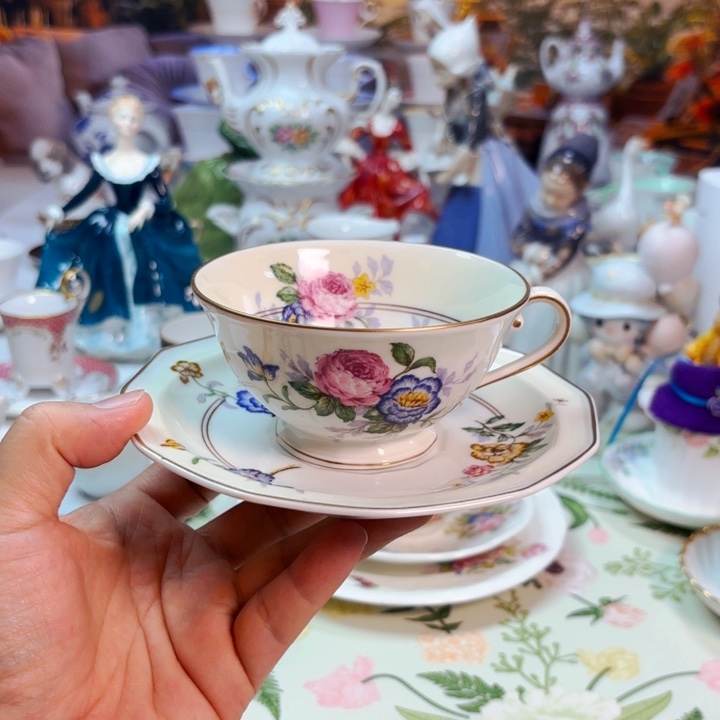 摆件欧洲中古瓷器编号10