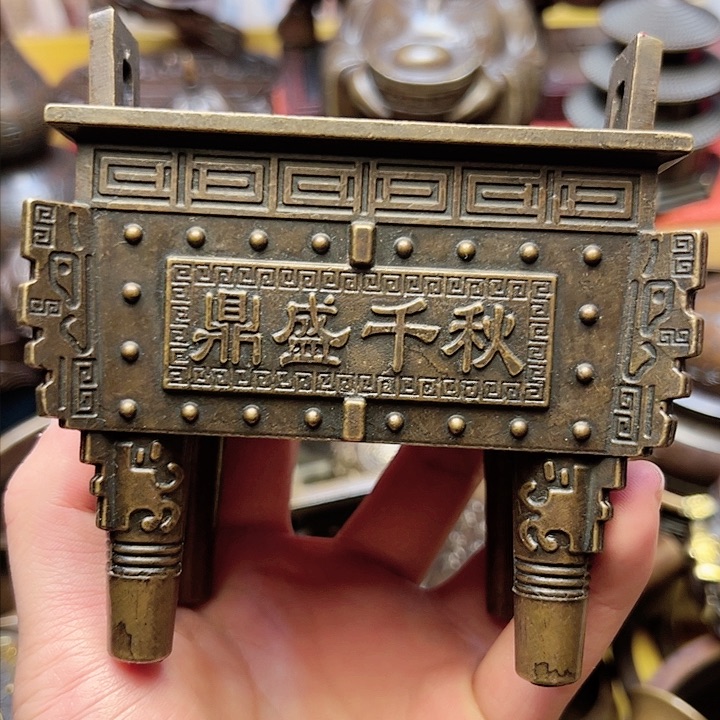 精美铜器摆件下单