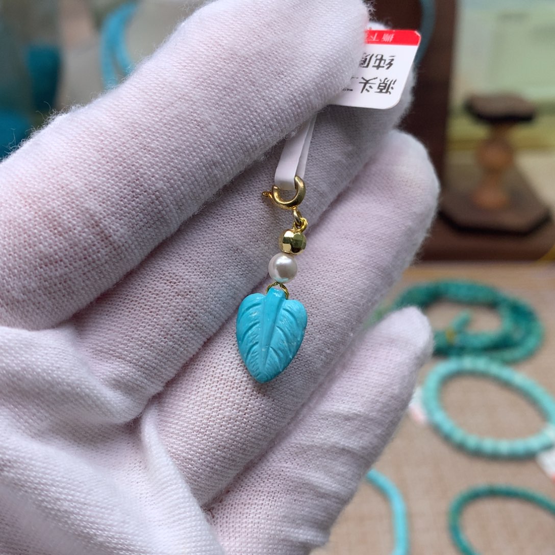 绿松石配饰未镶嵌