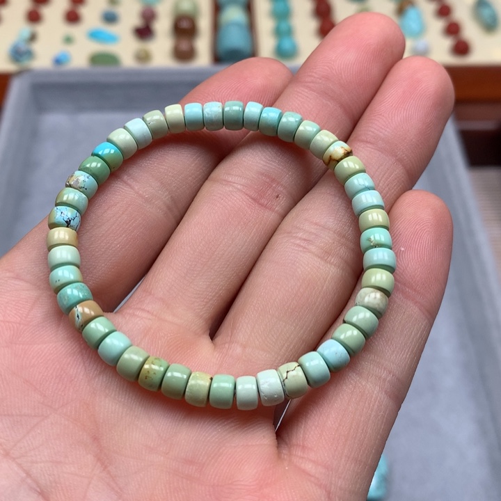 绿松石配饰未镶嵌