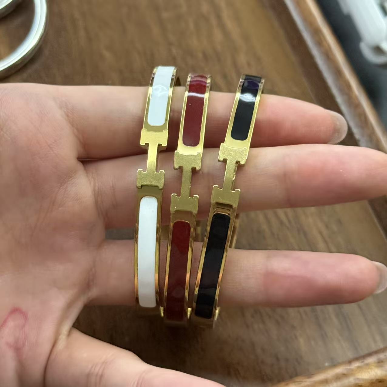 钛钢手镯 BIBI【大H】手镯