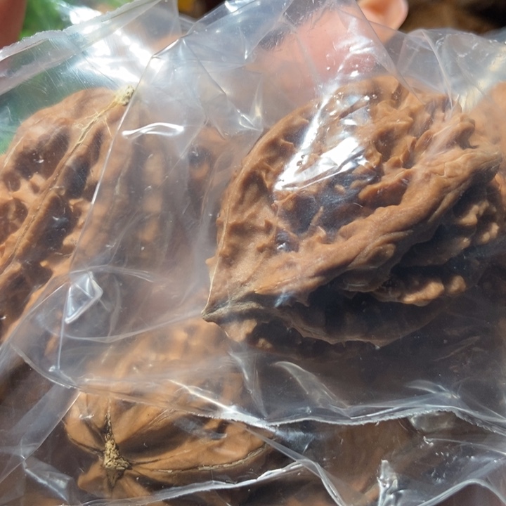 把件文玩核桃东北楸子小雪252瑕疵