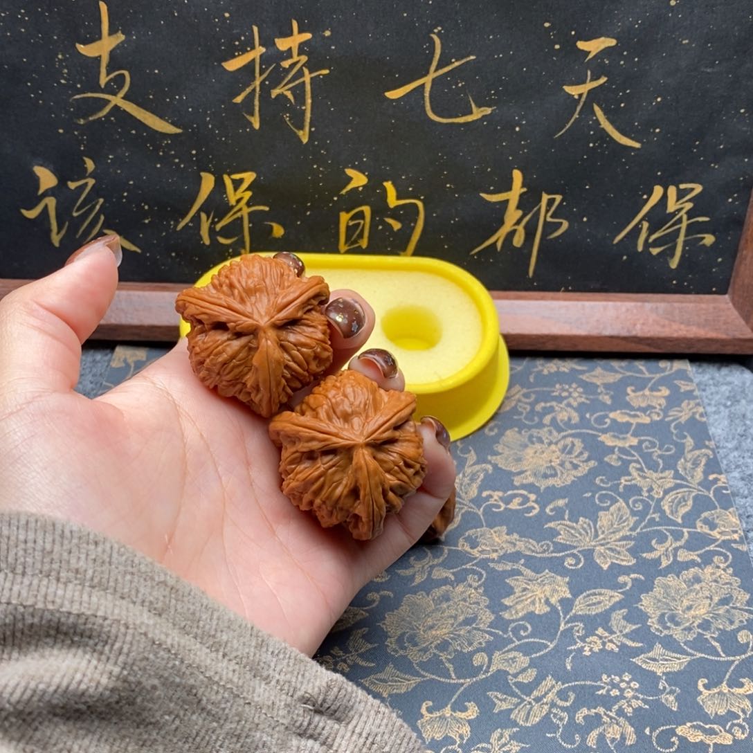 吊坠文玩核桃s**u白狮子
