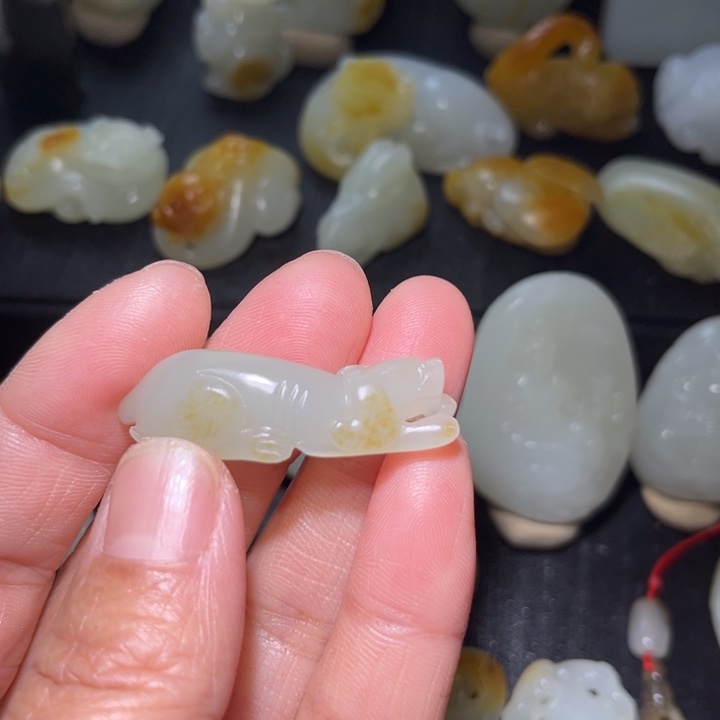 和田玉颈饰未镶嵌用****4