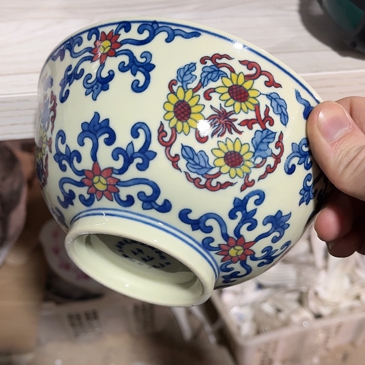 瓷片///////直径16厘米。黄西西。