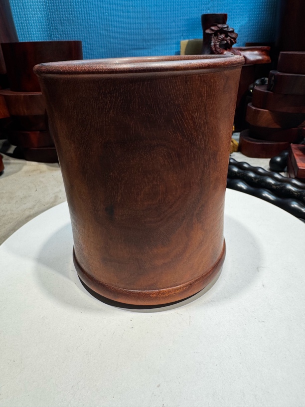 赞比亚血檀笔筒，笔筒