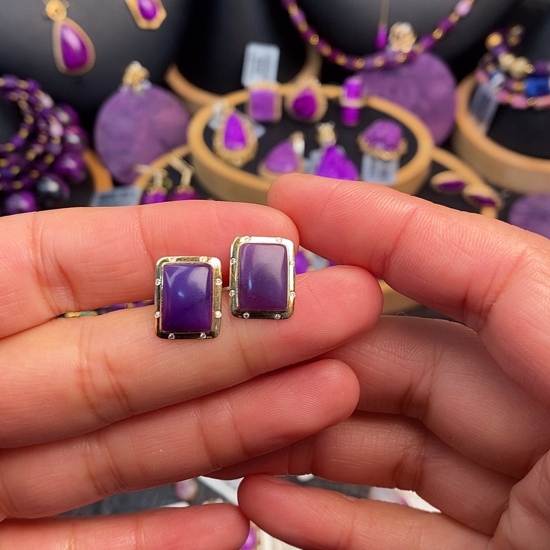 苏纪石（舒俱来）耳饰18K金镶嵌