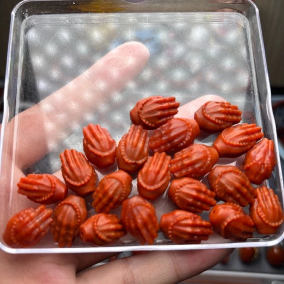 瓦西柿子红精工雕刻佛手