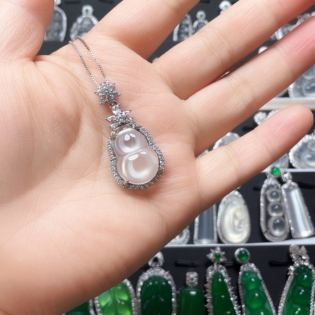 玛瑙/玉髓颈饰合金