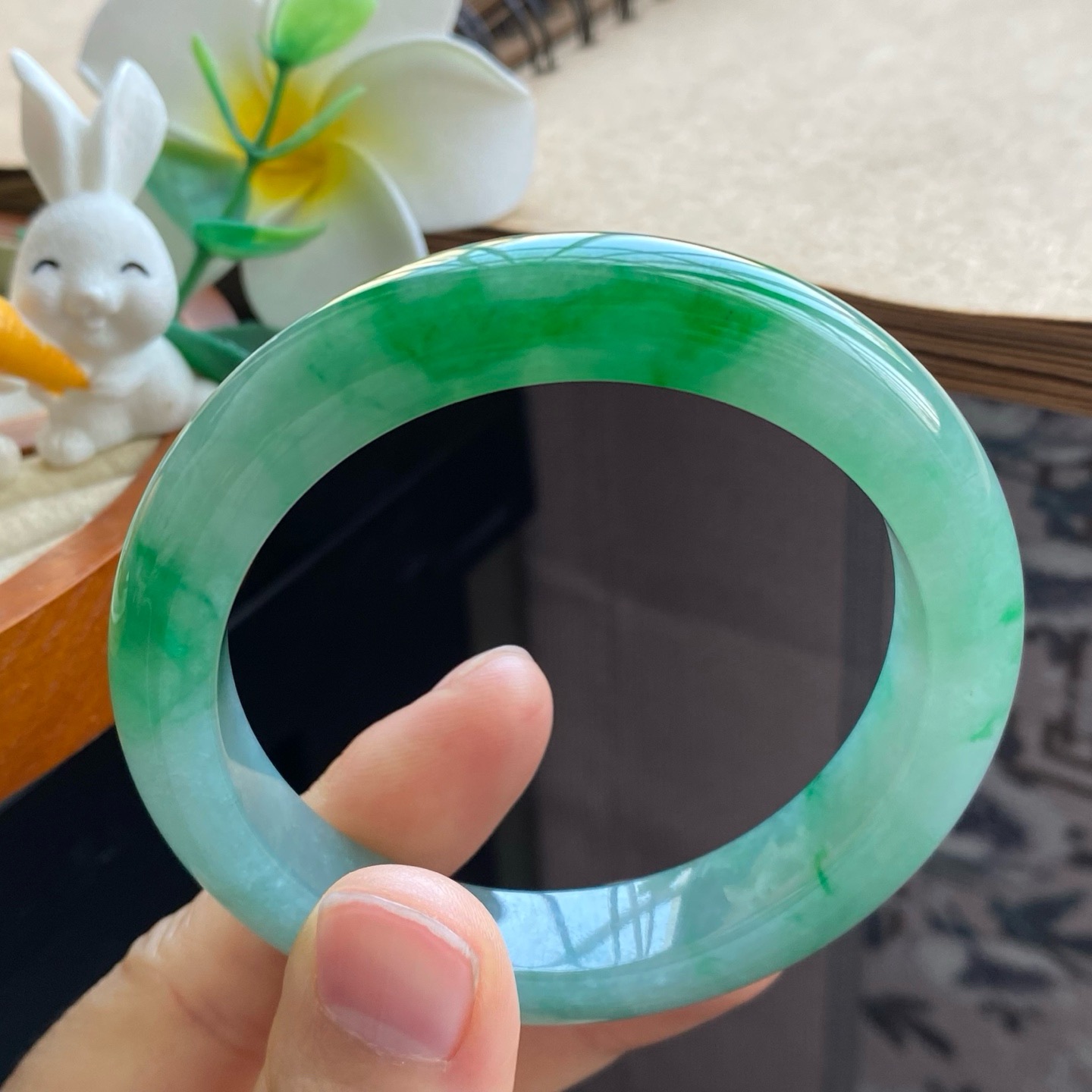 03.12批翠绿飘花镯1745号54.8-11.7-8.9天然翡翠