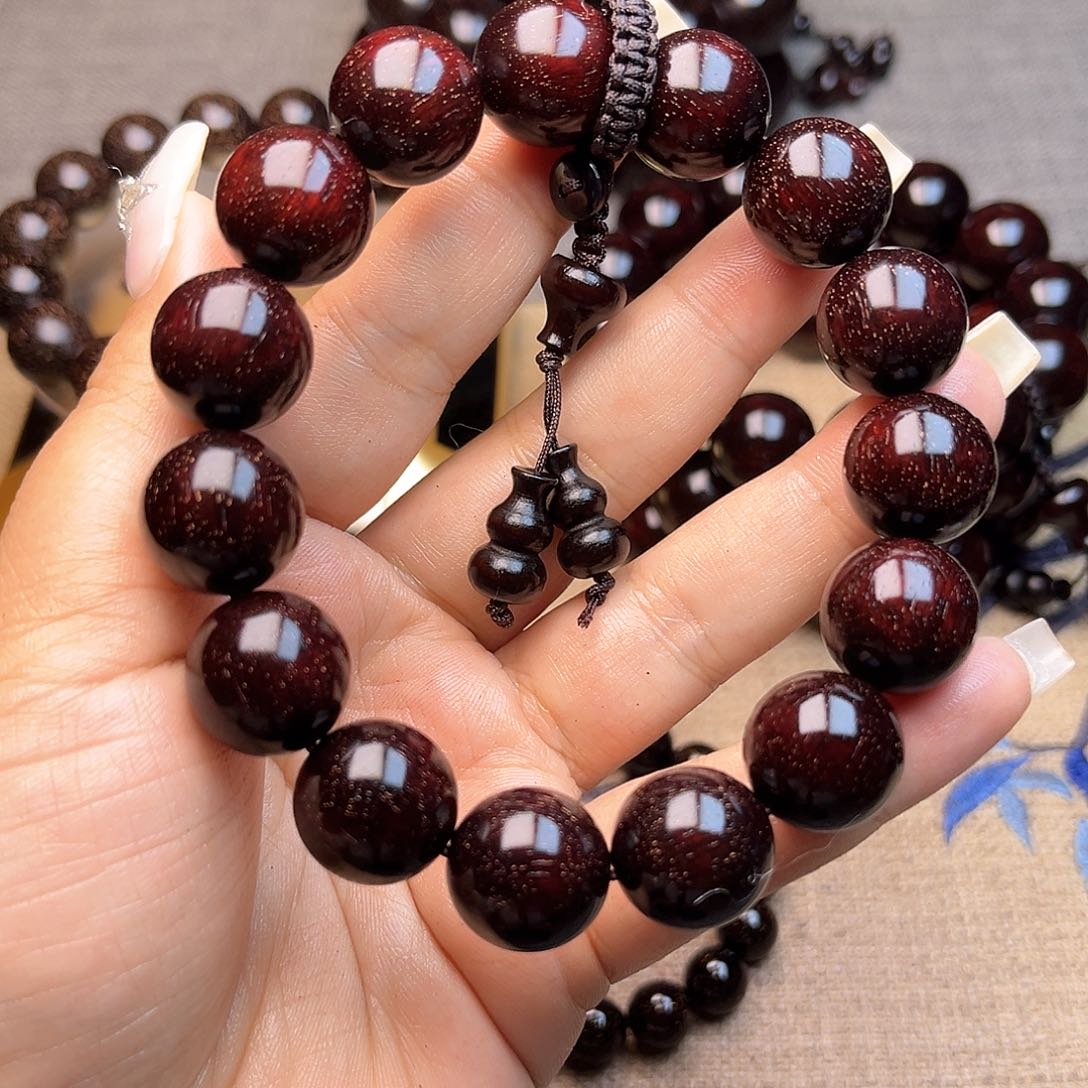 檀香紫檀（小叶紫檀）1.5 15颗细满星