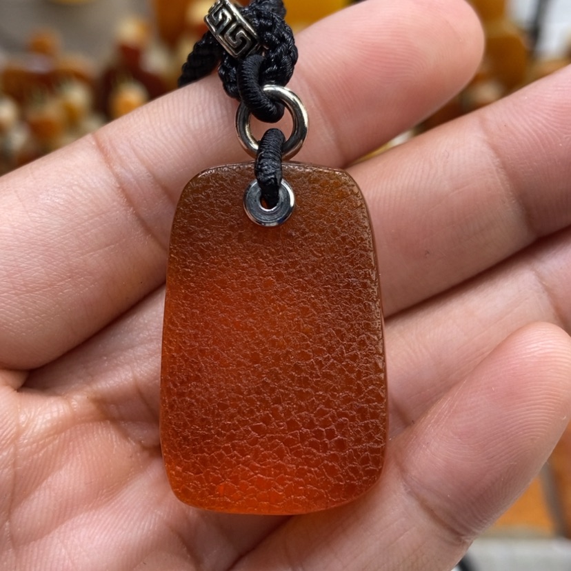 【闪购商品】琥珀颈饰未镶嵌