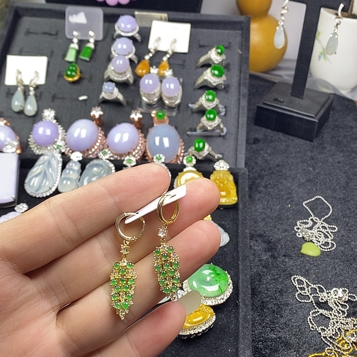 翡翠未镶嵌耳饰耳坠