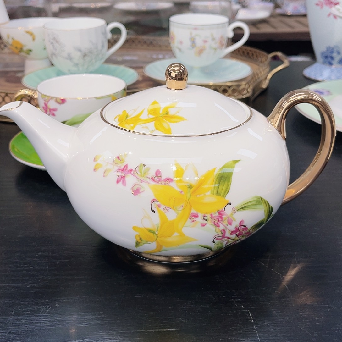 骨瓷壶壶—————————————