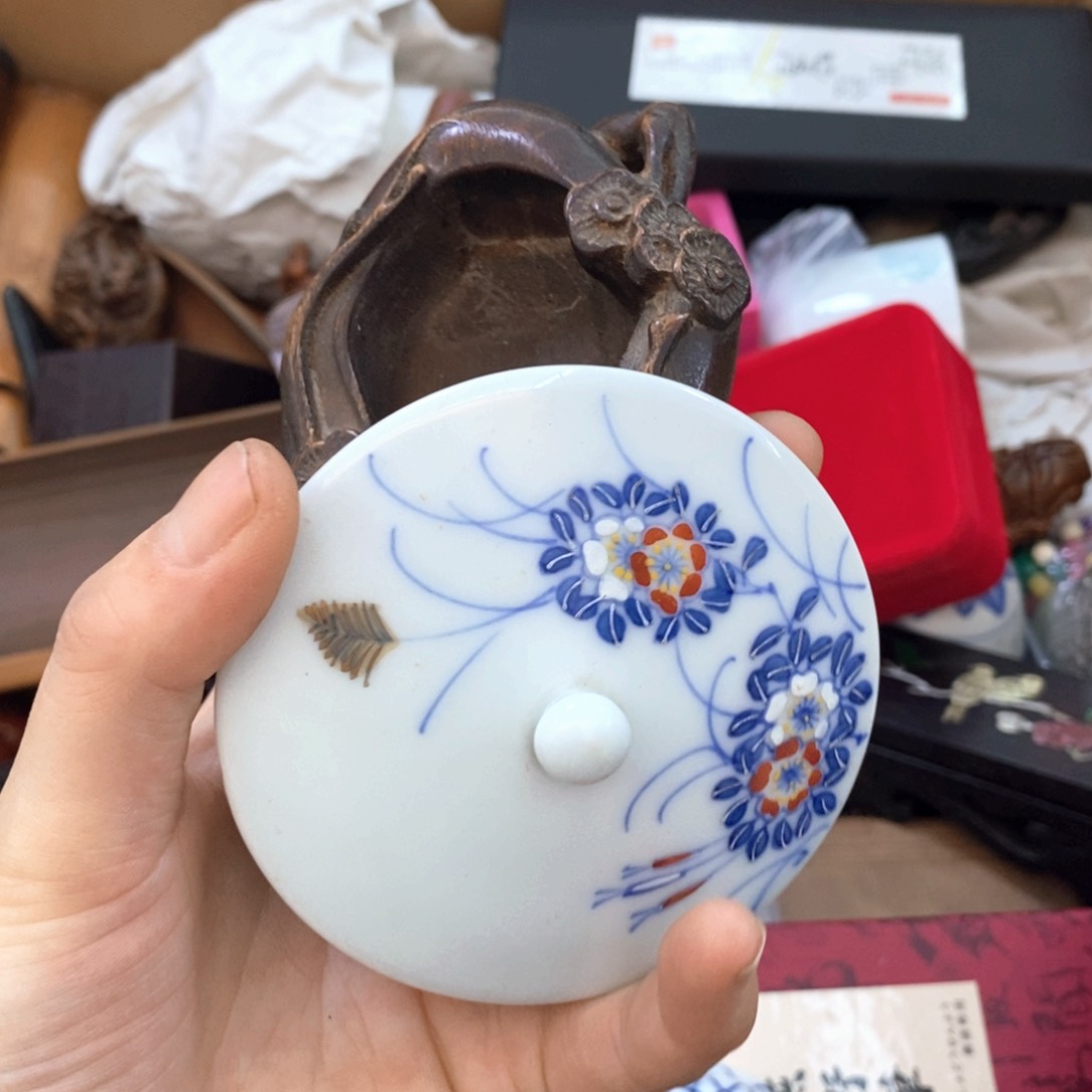瓷片一哈哈哈哈哈哈哈哈