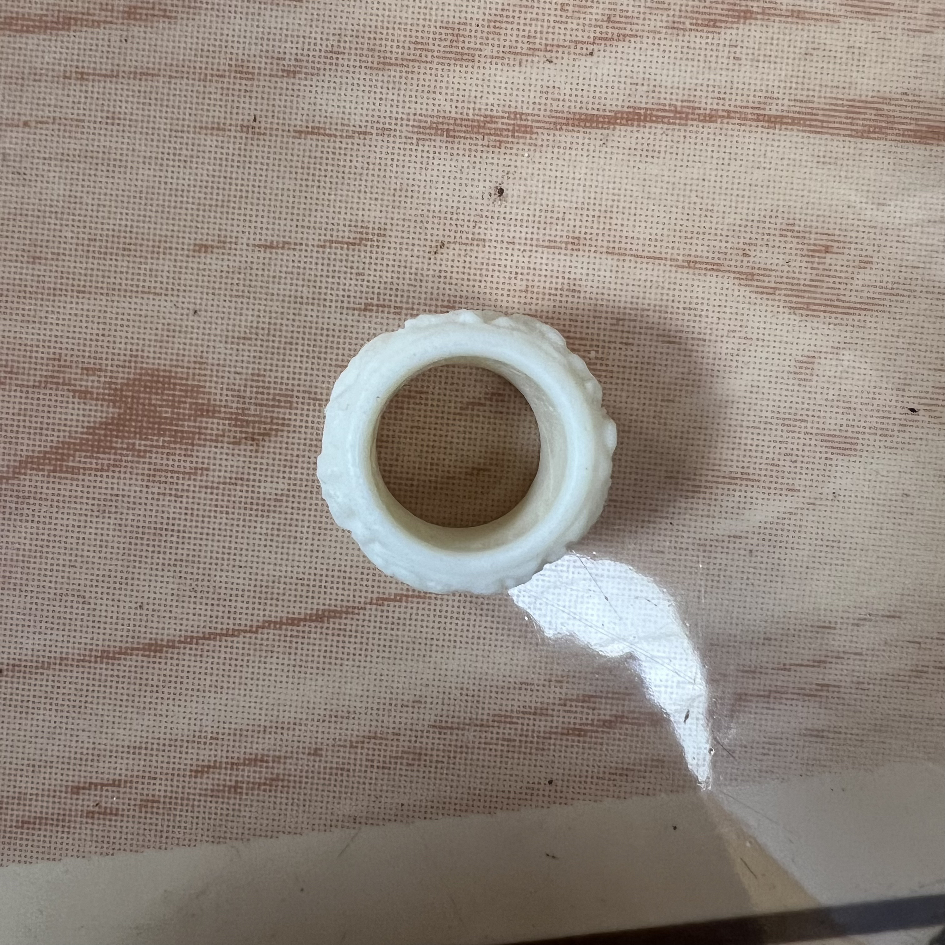 Z140特色工艺高级花梨木戒圈