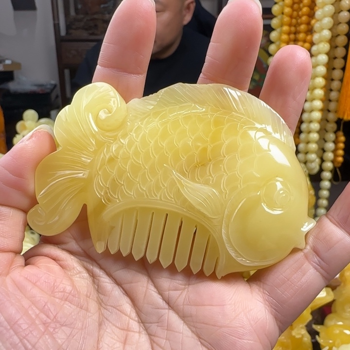 蜜蜡珠宝奇石未镶嵌