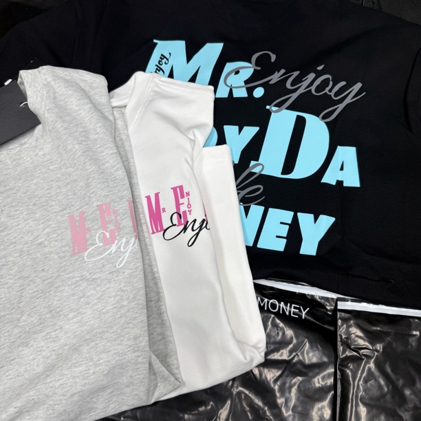 M基础印花标语短袖T恤