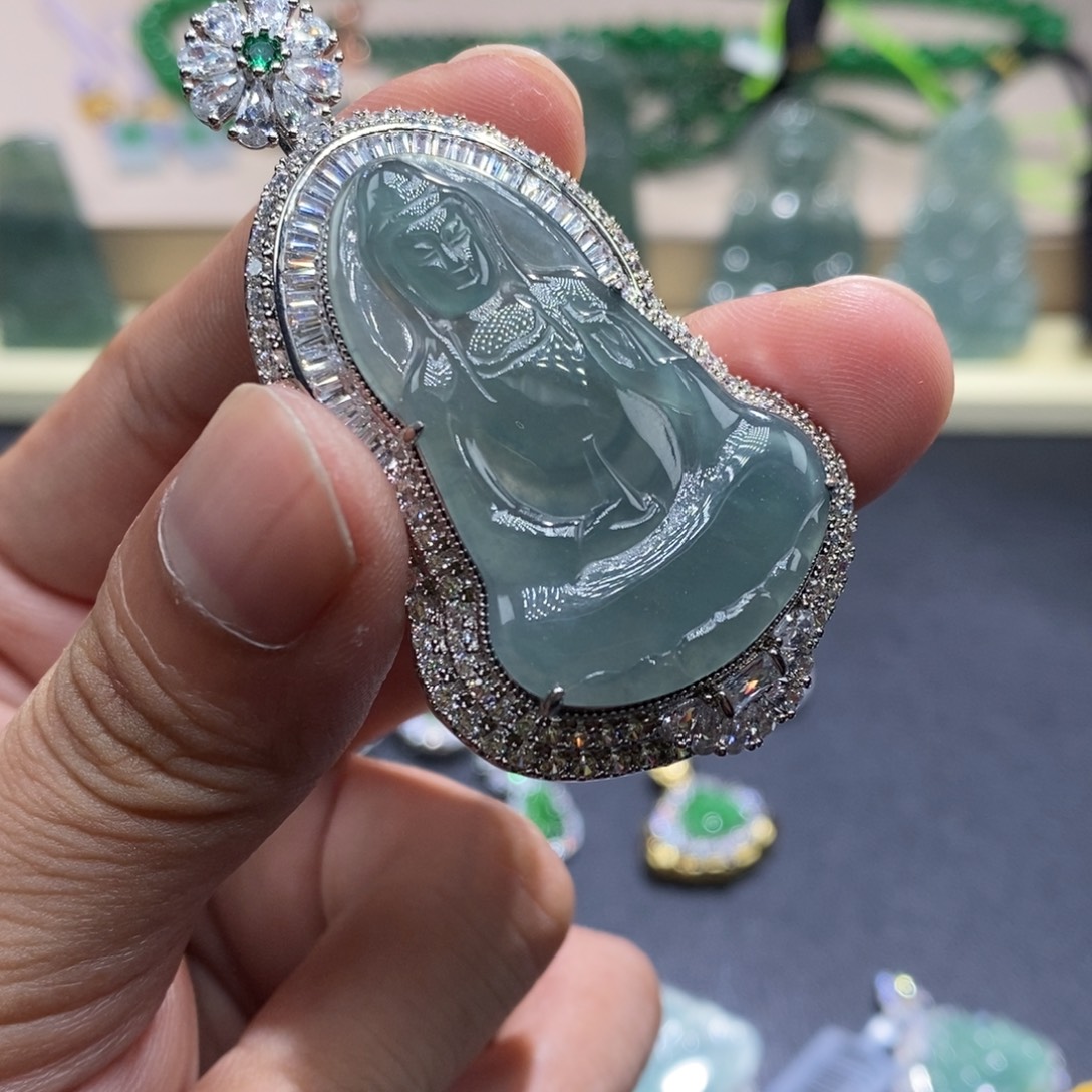 吊坠(不含链)未镶嵌翡翠观音
