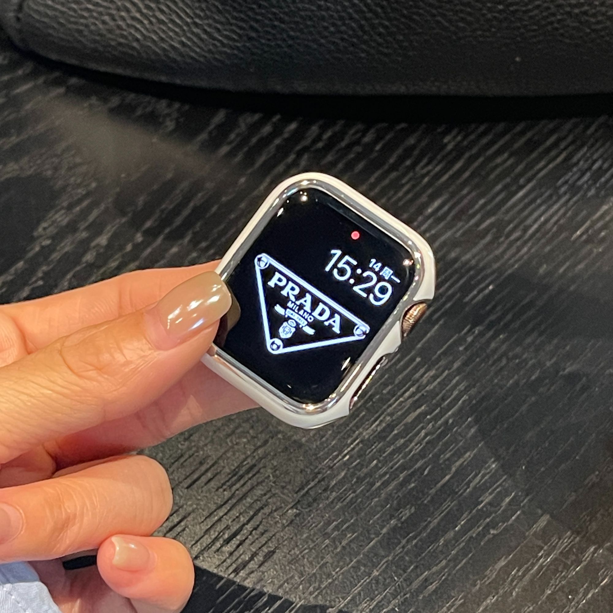 适用于iwatchs11新款pc保护壳10半包保护套苹果手表s9镂空watchS8