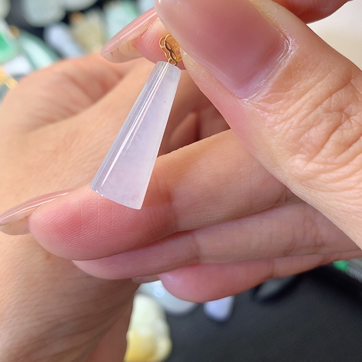 【闪购商品】翡翠吊坠(不含链)18K金镶嵌