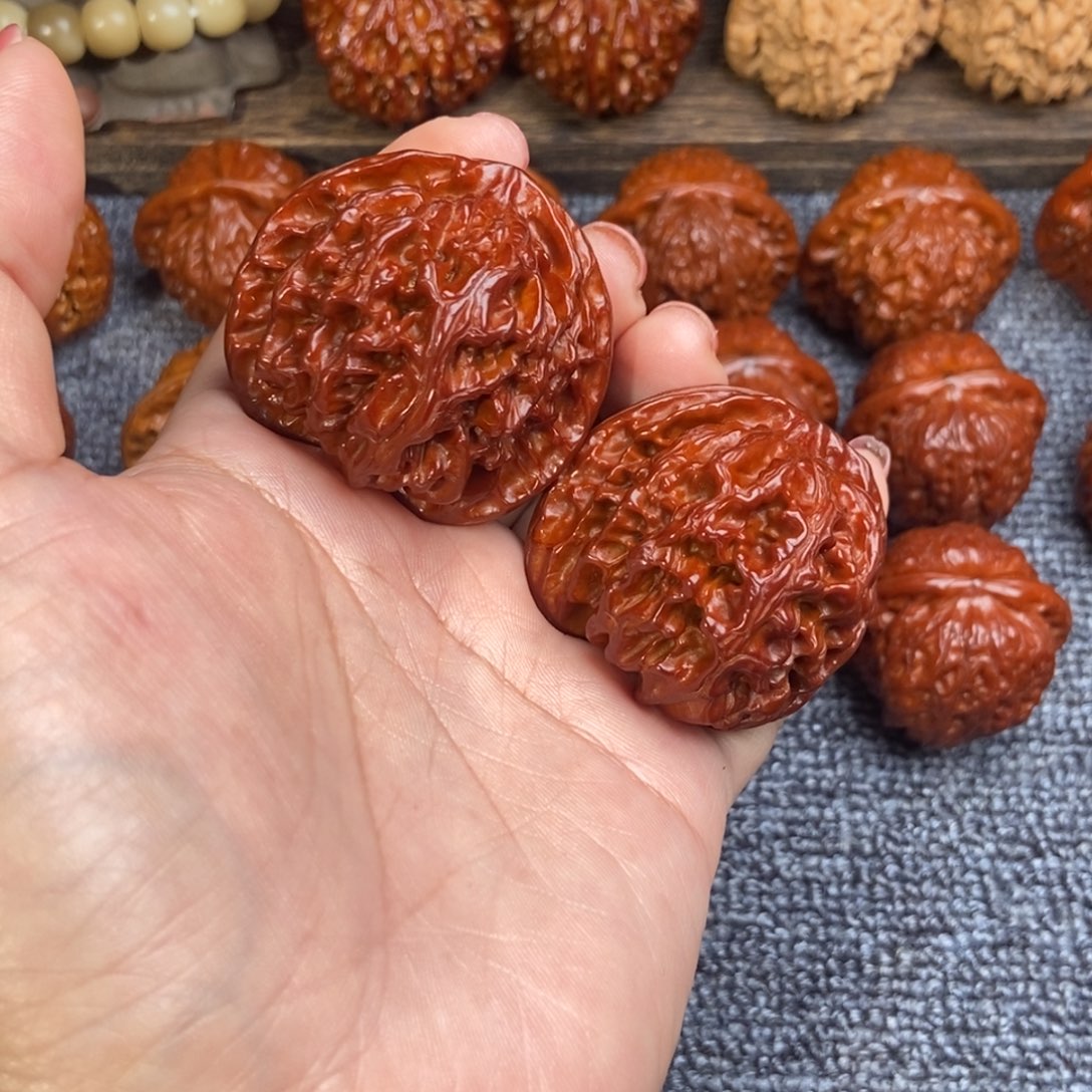 文玩核桃把件哦*嚯苹果园10