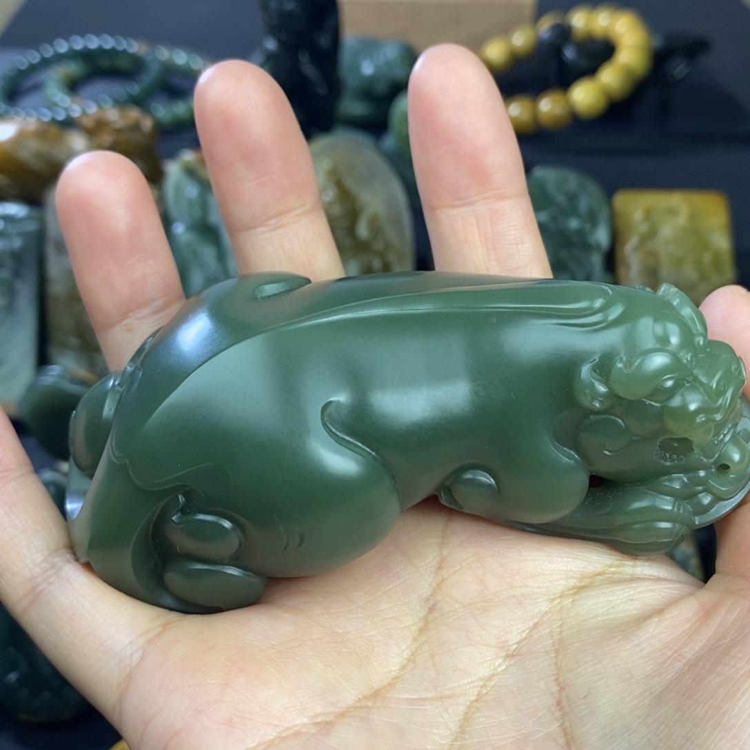 湘***壬岫岩老玉（透闪石质玉）未镶嵌把件