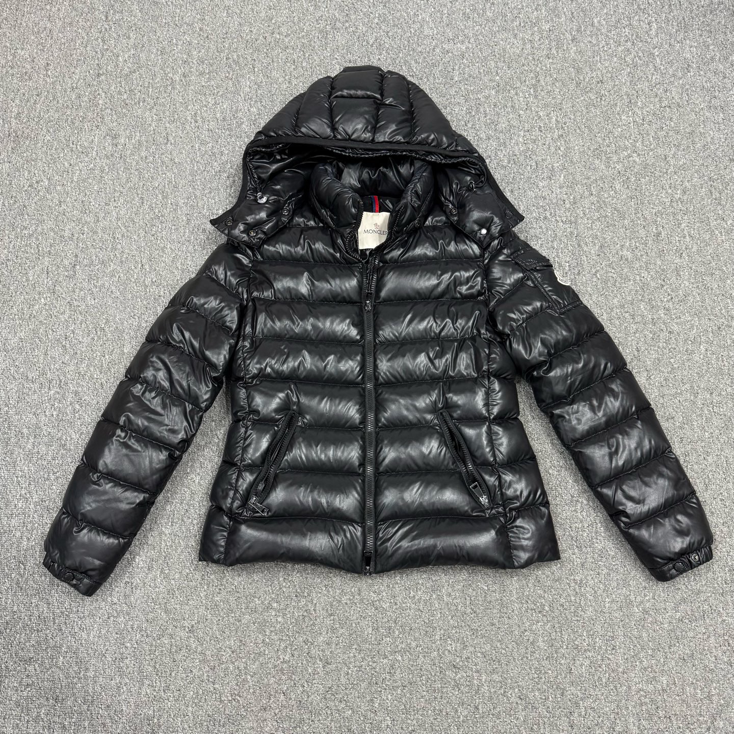 95新 MONCLER 17582551 nz 蒙口 bady 黑色羽绒服外套 2码95新