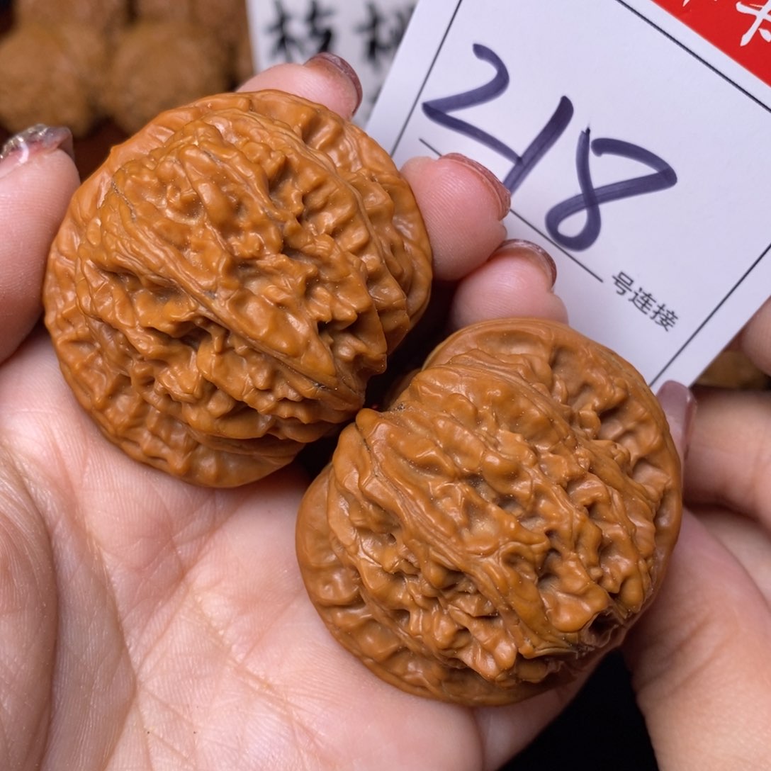 文玩核桃把件218四座楼4.5