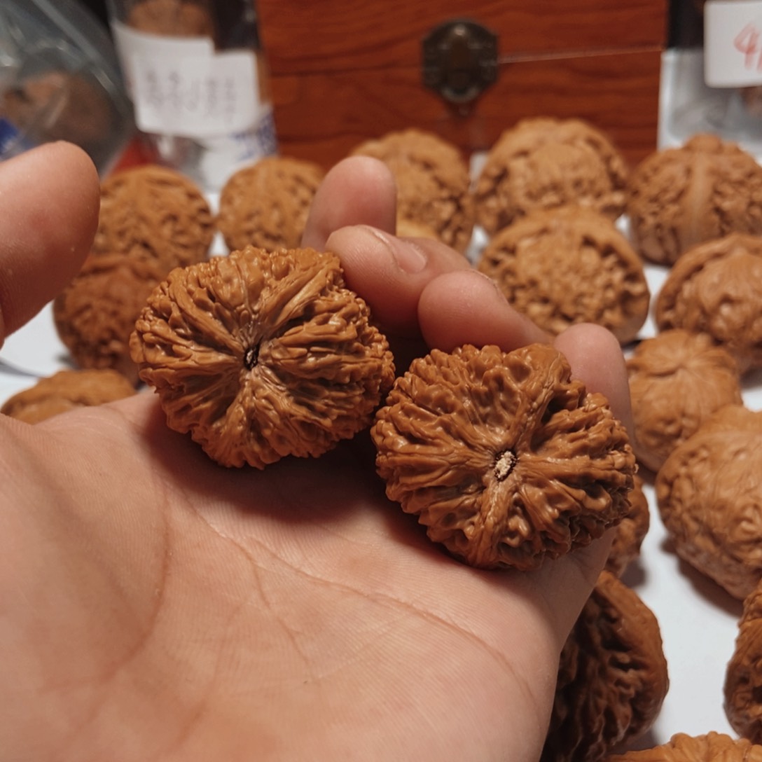 文玩核桃吊坠?****大蒜头