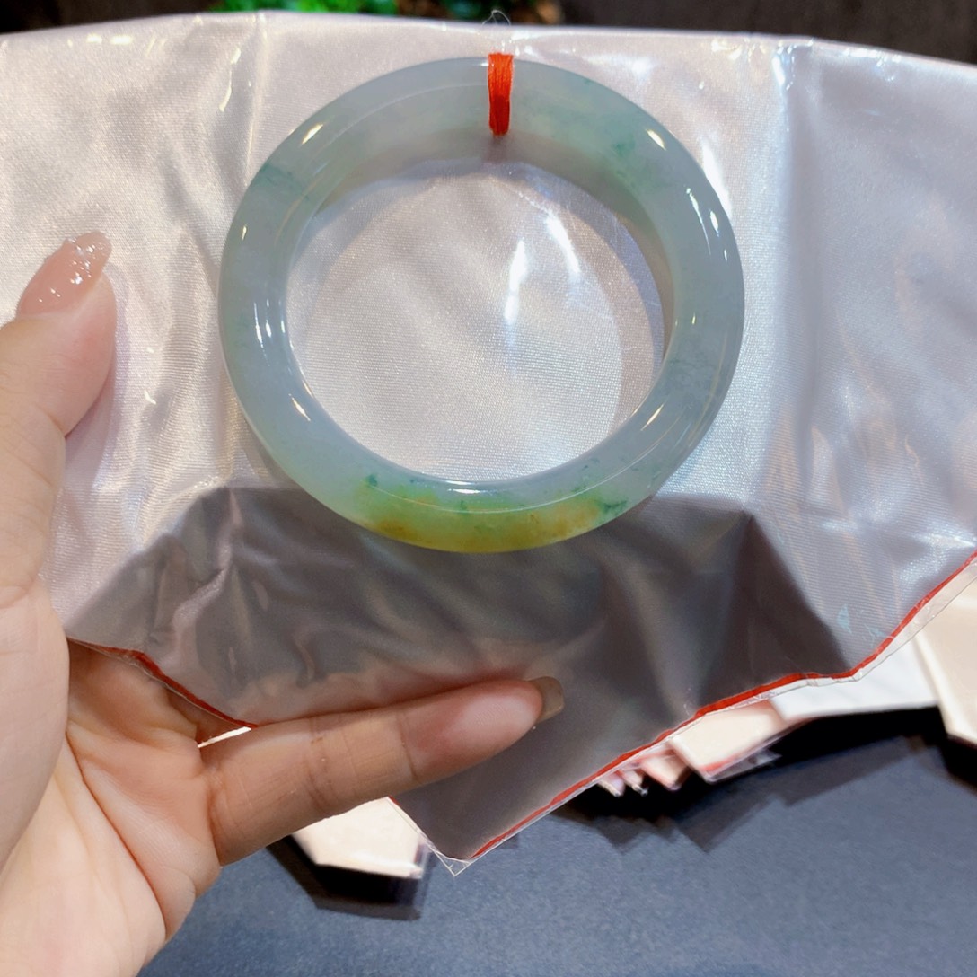 翡翠未镶嵌手镯翡翠手镯