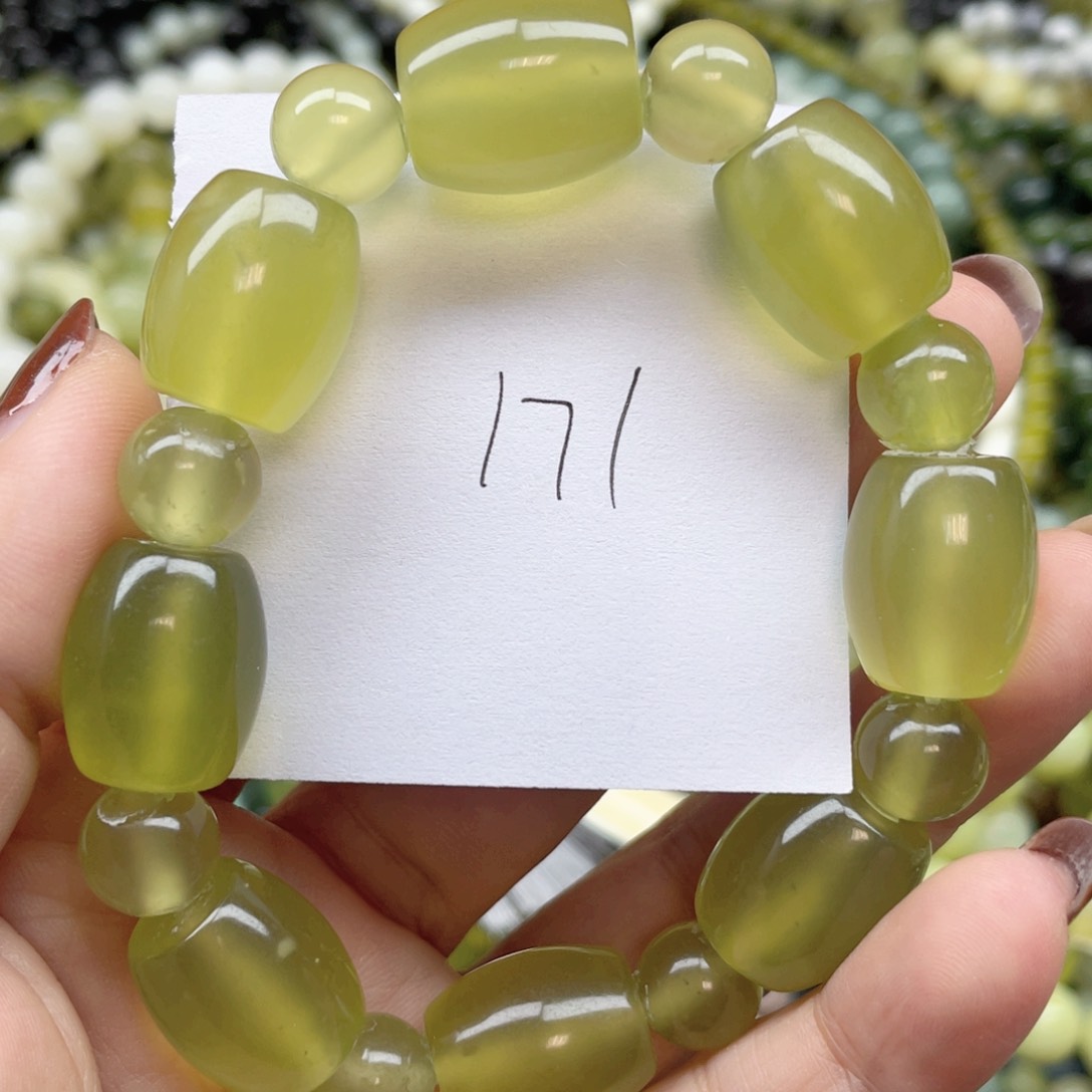 未镶嵌蛇纹石玉手链