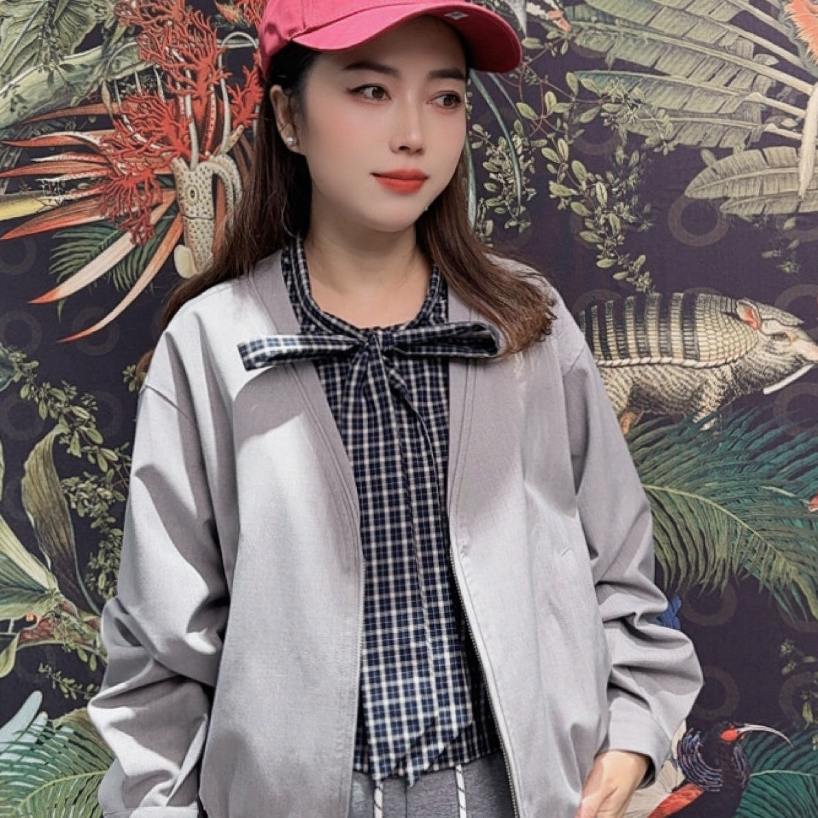 假两件宽松短外套蓝色V领秋季纯色简约风宽松型长袖